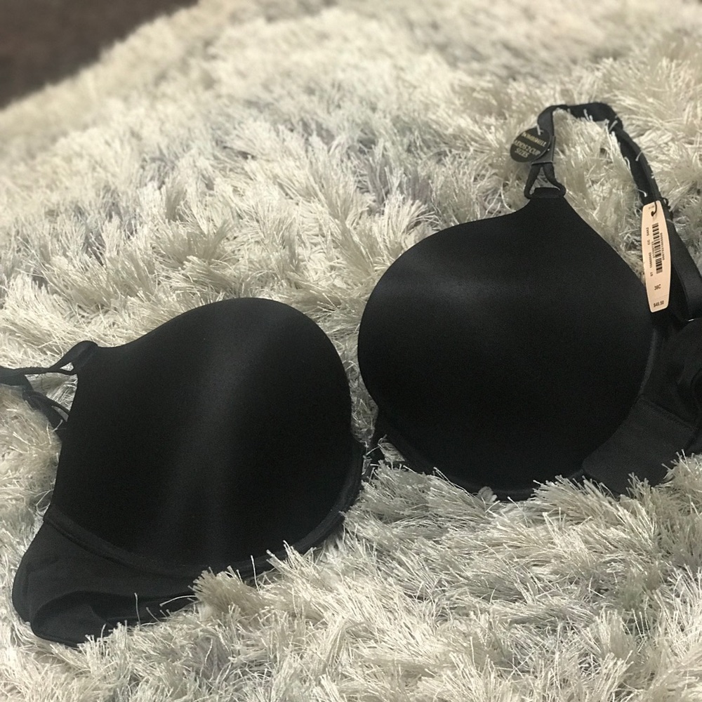Victoria’s Secret Very Sexy Bombshell Bra